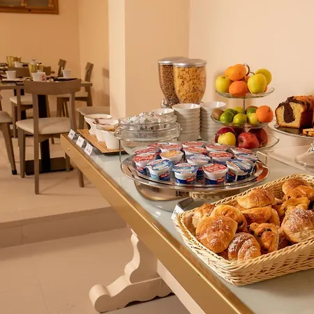 מלון Colosseum 3*