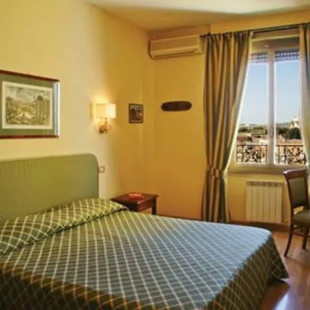 Colosseum Отель 3*