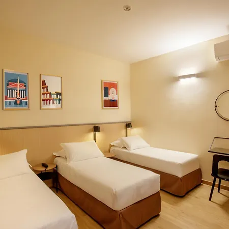 Colosseum Hotel 3*